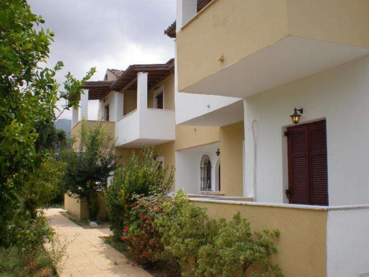 Socrates Studios Acharavi  Exterior photo